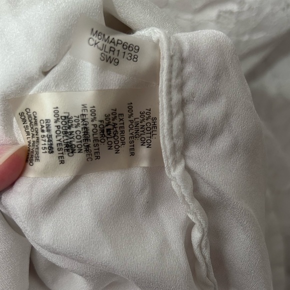 Calvin Klein white top - Picture 2 of 3